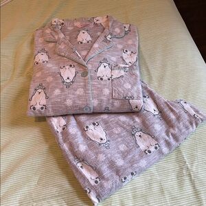 La Vie En Rose Pyjama Set in Gray with Bear Design Size M